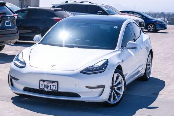 TESLA MODEL 3 2018 5YJ3E1EA9JF053580 image TESLA MODEL 3 2018 5YJ3E1EA9JF053580 image